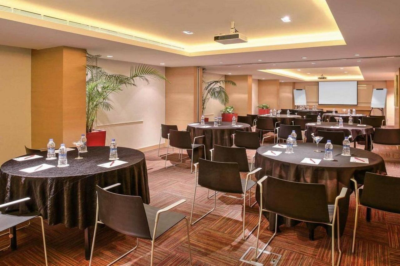 Ibis Bengaluru City Centre - An Accor Brand Экстерьер фото